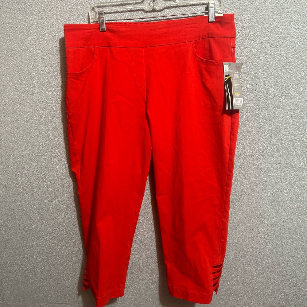 Nwt Slim-satin by Multipuled red Capri pants size 14w - Picture 3 of 12